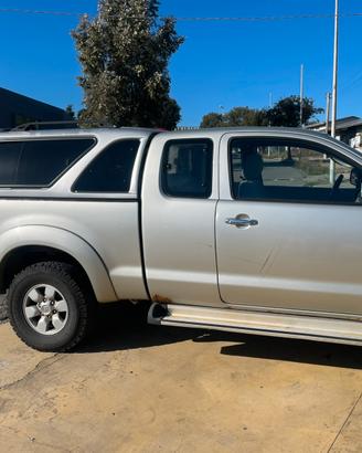 Hard top toyota hilux