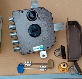 Serratura porta blindata (Mottura )