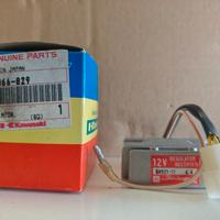 REGOLATORE DI TENSIONE ORIGINALE KAWASAKI CODICE 2