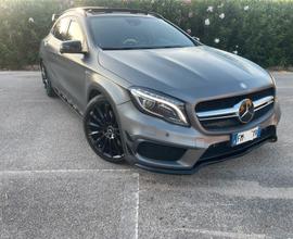 Mercedes benz GLA 45 AMG 4Matic Performance AMG