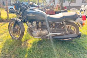 Honda cb 750 k four