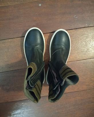 scarpe alte nere e verdi Momino numero 35