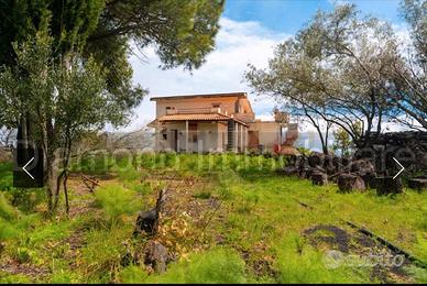 Villa singola con terreno a Montargano-Mascali