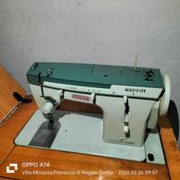 Macchina da cucire singer