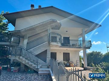Appartamento in villa - C.da Limiti, Campobasso
