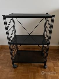 Scaffale con ruote