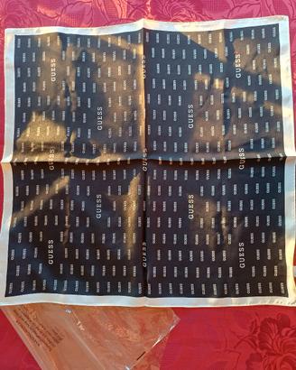 Guess foulard 100% seta