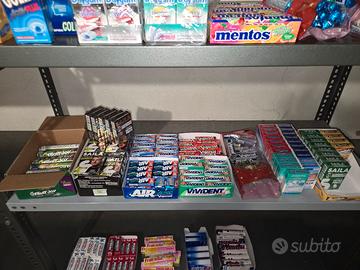 lotto di caramelle e cicche