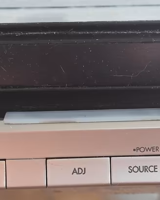 Clarion VRX479RUSB Monitor 1DIN Scomparsa P.OUT 6V