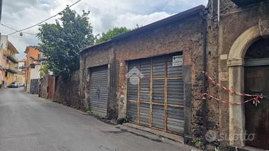 LABORATORIO A ACI SANT'ANTONIO