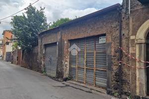 LABORATORIO A ACI SANT'ANTONIO