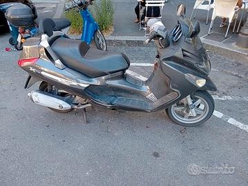 Piaggio XEvo 250 - 2012