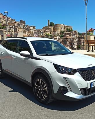 Peugeot 2008 BlueHDi 110 S&S Allure Pack