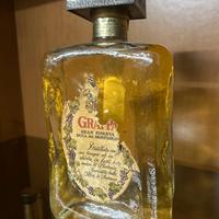Grappa Gran Riserva Duca del Monferrato.