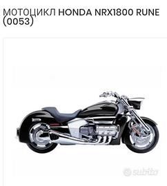 Moto Honda Rune NRX1800