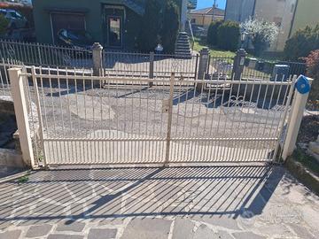 cancello manuale 2 ante