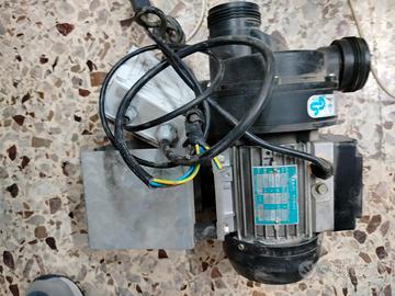 pompa per vasca idromassaggio 