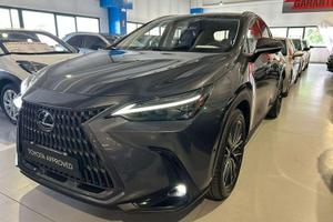 Lexus NX 2.5 plug-in Luxury 4wd e-cvt