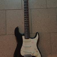 Chitarra elettrica, Squier Bullet Stratocaster 