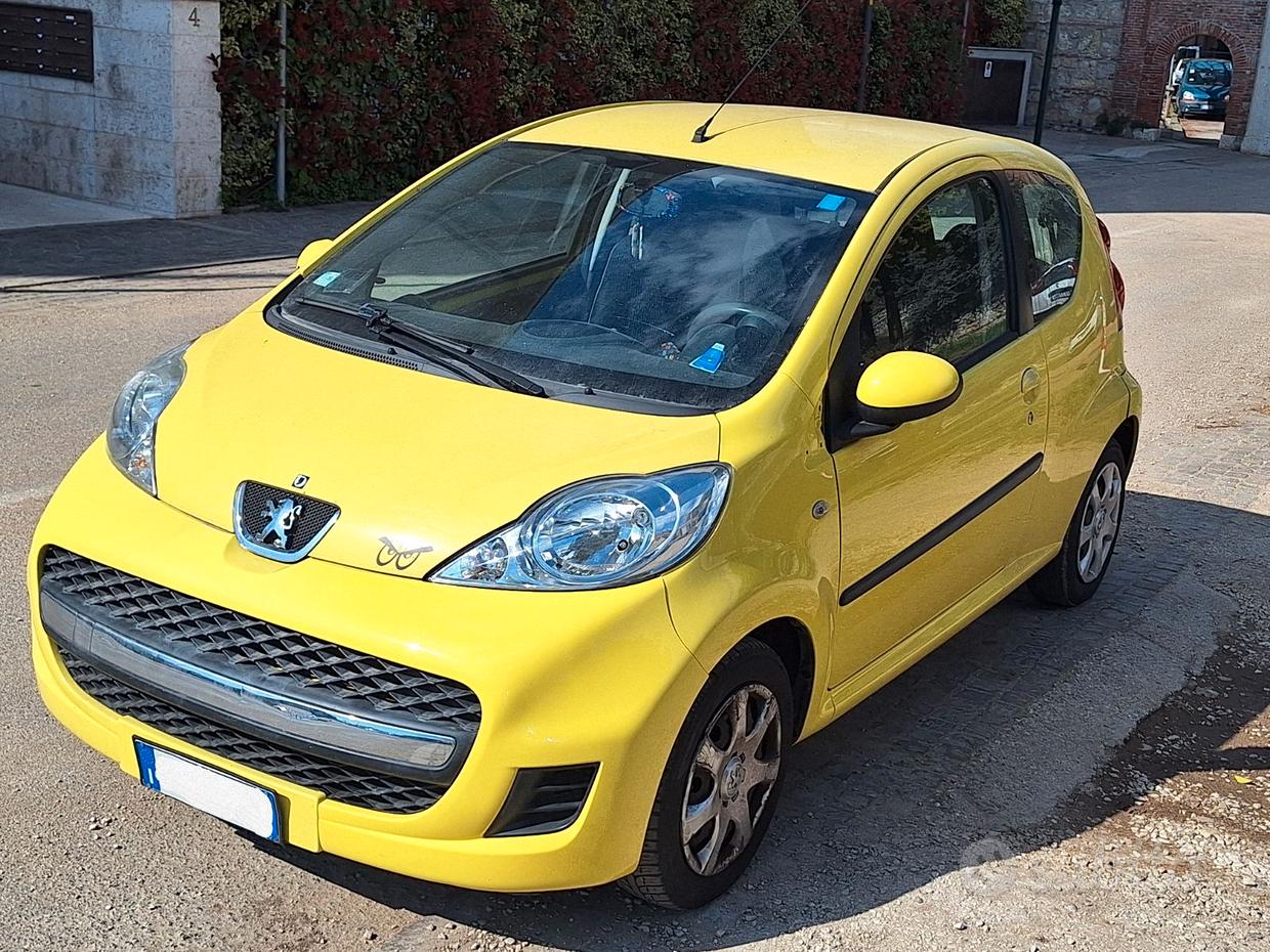 PEUGEOT 107