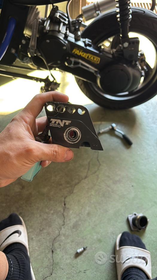 Auto Doc Ricambi Moto Con Targa MOTO MV Usata Dell'epoca Come