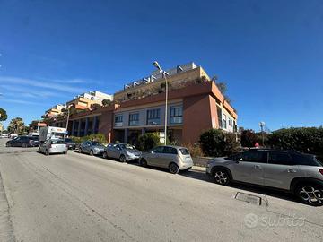 Locale commerciale artigianale uffici - Por...