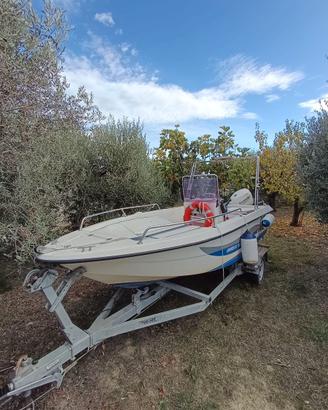 Barca vetroresina 6 m con motore 40 cv 4 tempi