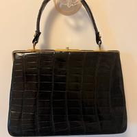 borsa vintage in coccodrillo nero