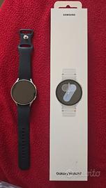 Samsung Galaxy Watch7 44mm LTE (4G) – pari al nuov
