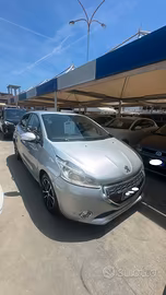 PEUGEOT 208 1,4 DIESEL AUTOMATICA!
