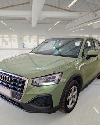 AUDI Q2 2.0 30 TDI BUSINESS S TRONIC SUV