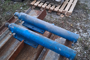 Pistoni per stabilizzatori