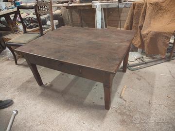 tavolo da fumo in legno antico