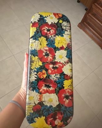 Scatola di latta antica