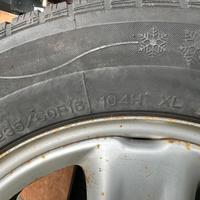 4 cerche completi di pneumatici 235/60-R16