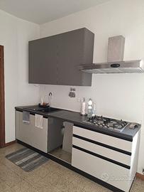 Cucina usata moderna