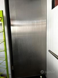 congelatore verticale 