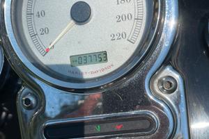 Moto Harley-Davidson 1584