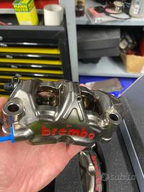 PINZE FRENO RADIALI BREMBO RACING 108MM MONOBLOCCO