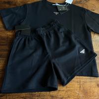 Set maglia e pantaloncino nera