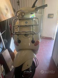 Vespa Et4 125 Prima serie 1999 crema