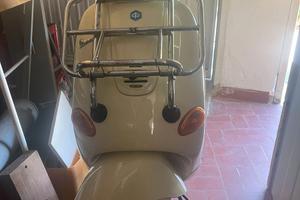 Vespa Et4 125 Prima serie 1999 crema