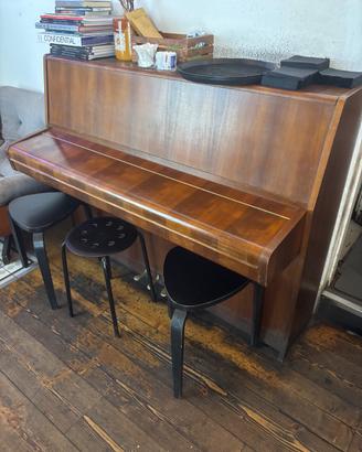 Pianoforte a muro Rosler