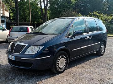 Lancia Phedra 2.2 Jtd 7 posti - Gancio traino Embl