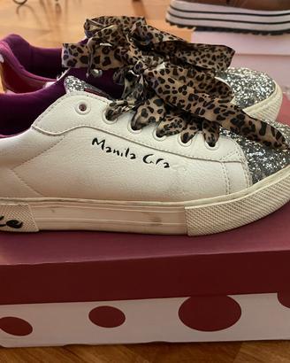 sneakers girl Manila Grace