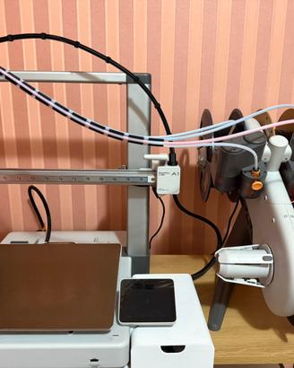 Stampante 3D Bambu Lab A1 con AMS Lite
