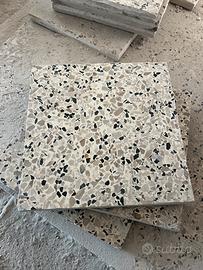 Marmittoni 25x25 mattonelle usate