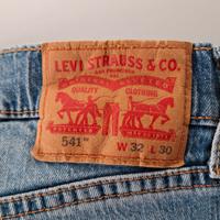 Jeans Levi Strauss mod 541