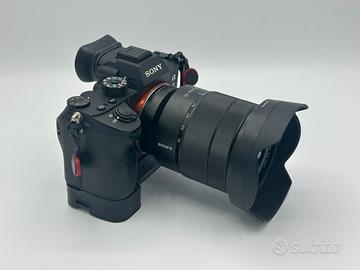 Sony A7r III A + Sony Zeiss 16-35mm
