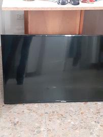 TV TOSHIBA 32 POLLICI PER PEZZI DI RICAMBIO